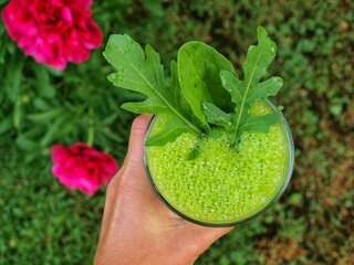 Zelené rukolovo-špenátové smoothie